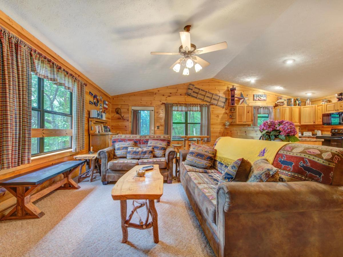 Great Expectations, 3 Bedrooms, Fireplace, Pool Table, Hot Tub, Sleeps 10 Гатлинбург Экстерьер фото